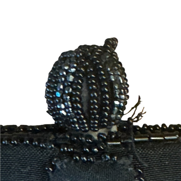 Vintage small black beaded clutch - Picture 7 of 7